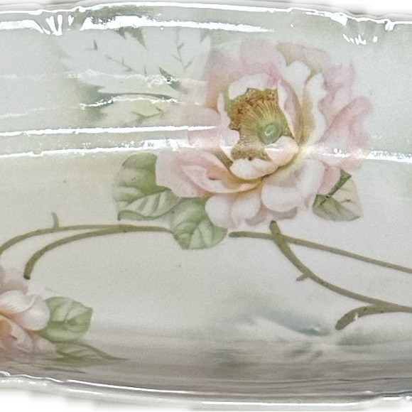 Antique LEUCHTENBURG Germany Porcelain majestic Roses tray - Picture 3 of 15